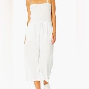 Old Navy wide leg jumper with adjustable straps.